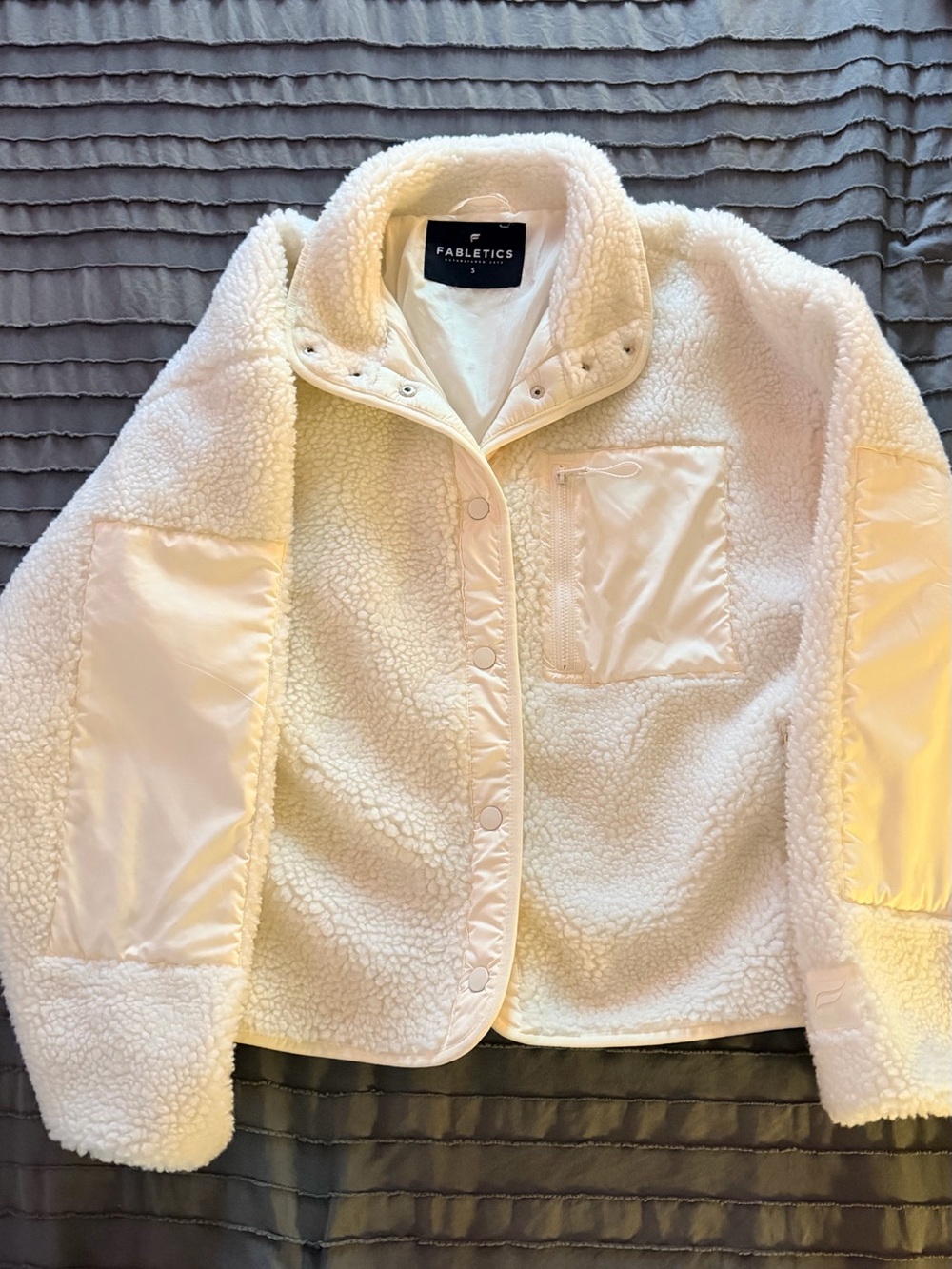 Fabletics Ivory Teddy Sherpa Jacket – Size S
